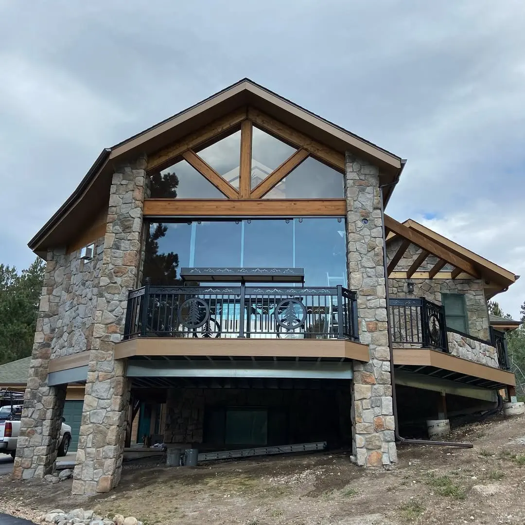 Mountain Porch Craftsmanship for High Altitude Homes