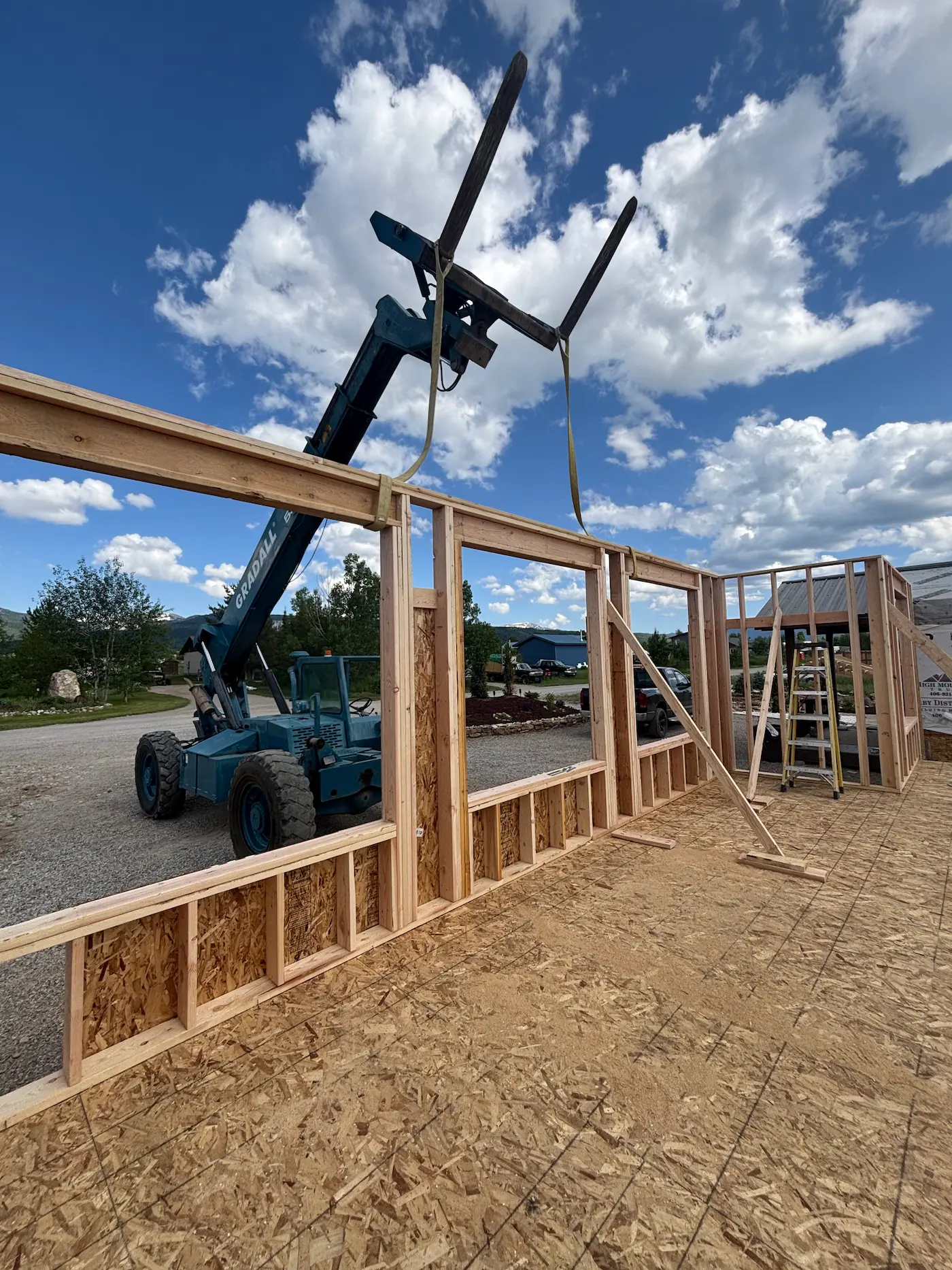 framing at 5192 s 400 w victor ID 83455 framing at s w victor ID